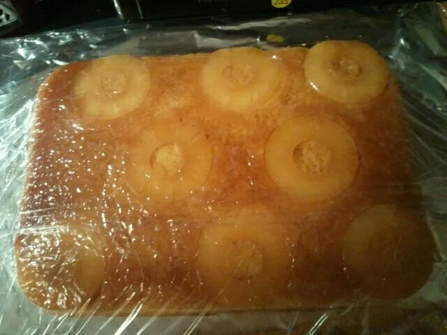 pineapple upside down cake|sheryl lynn brownさん