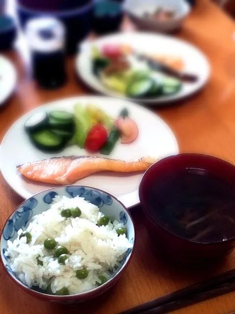 グリーンピースごはん大好き♪春っていいなあ^^ Today's blunch. I love green peas rice.|hoppycowさん