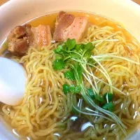 Snapdishの料理写真:麺以外は手作りのラーメン|奥田 圭さん