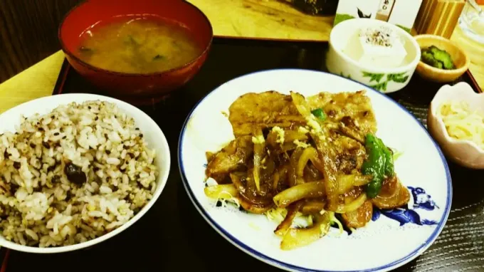 豚のしょうが焼き定食|みすすさん