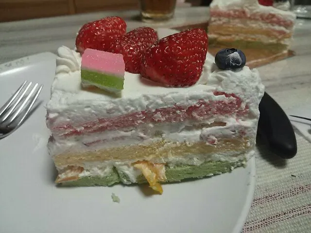 Snapdishの料理写真:ひなまつりケーキ|えみいさん