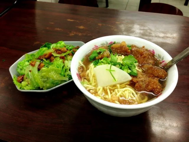 排骨酥麵 | Fried Ribs Noodles|Milu Lee🍻さん