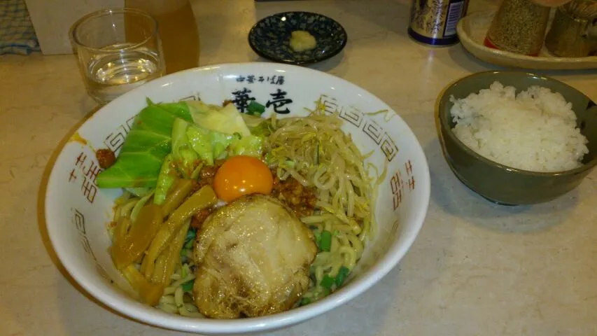 Snapdishの料理写真:まぜそば(フォース)+ご飯|コロさん