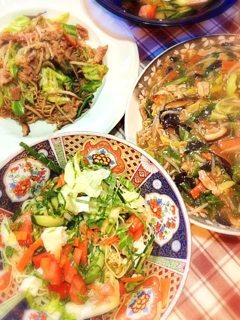 三種麺！ ソース焼きそば、あんかけ焼きそば、サラダラーメン|ともちゃんさん