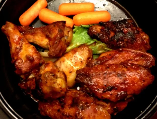 Spicy BBQ Chicken Wings with Carrots from Stacked|sooprcoolchicaさん