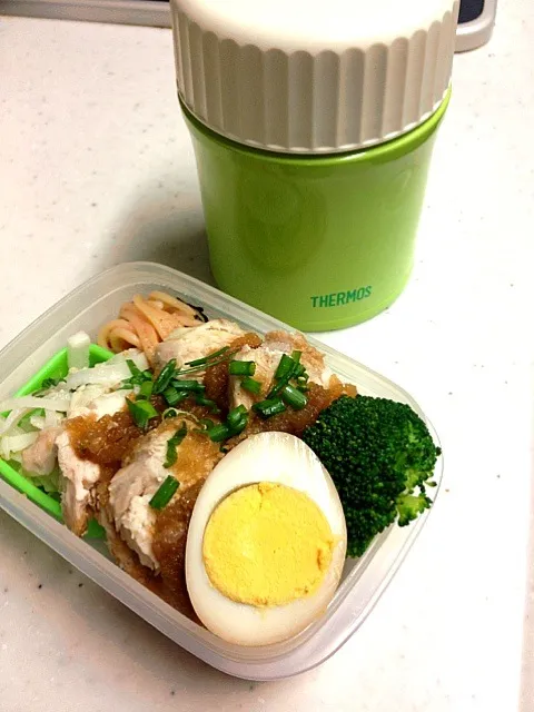 Snapdishの料理写真:Steamed Chicken BENTO|caori ytさん