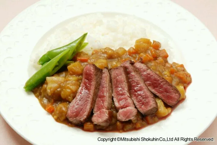 牛肉と野菜のいろどりカレー|食の楽しさ無限大！ ＦＯＯＺＡさん