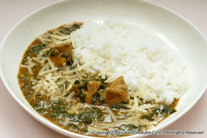 ほうれん草とチーズのカレー|食の楽しさ無限大！ ＦＯＯＺＡさん