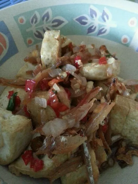 Dried Anchovies and Tofu Chili Stir-fry|Mrs BNazさん