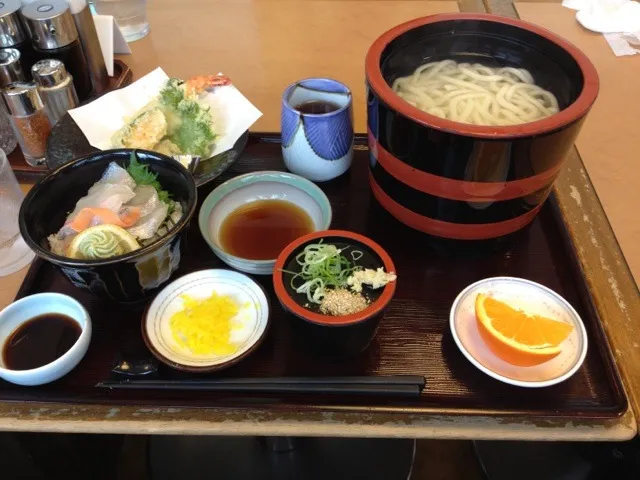 讃岐うどん|シラスちゃんさん