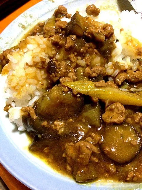 茄子とアスパラの挽肉カレー|hideki hiraiさん