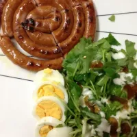 Hotdog with fresh salad|sumagaさん