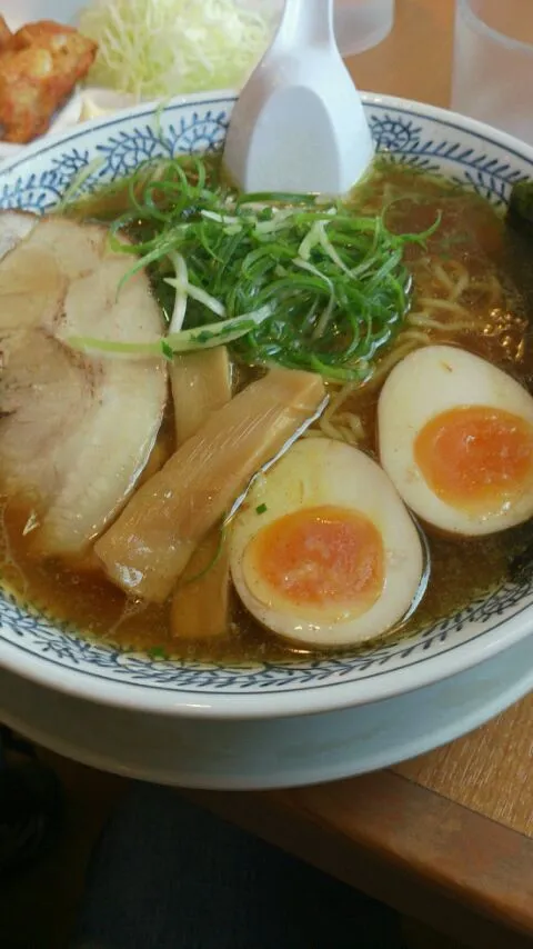 Snapdishの料理写真:丸源ラーメンのあっさり醤油ラーメン|cookingパパ五郎さん