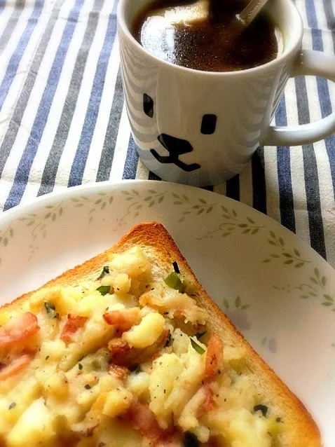 ポテサラトースト、きのこスープ|カザラさん