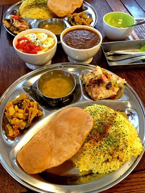 あちゃーる ネパールカレーの定食|カウンター嬢さん