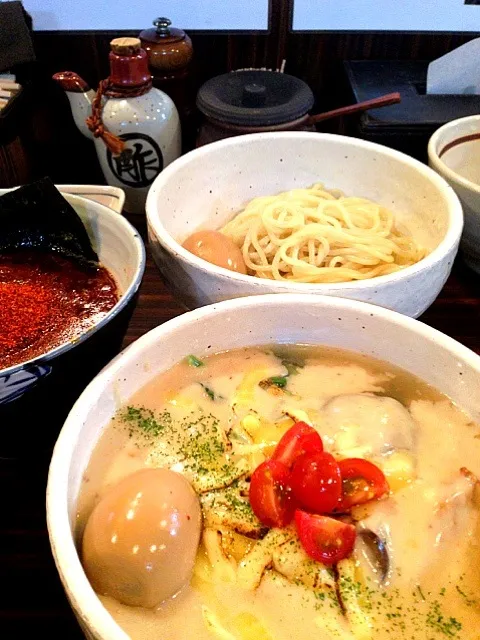 潮干狩りホワイトラーメン 辛辛魚つけめん|イカレタ宇宙人さん