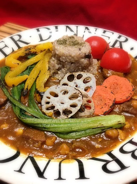 焼き野菜と牛すじカレーライス♡|珍味( ´ ▽ ` )ﾉさん