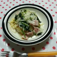 Snapdishの料理写真:ほうれん草とベーコンのｸﾘｰﾑﾊﾟｽﾀ|かしわぎさん