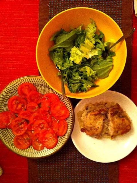 Herb Chicken with rice and salad|Sarah Everitt Furuyaさん