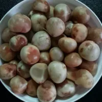 this is one local fruit in Sarawak..extremely sour!|mayleeya ahoyさん