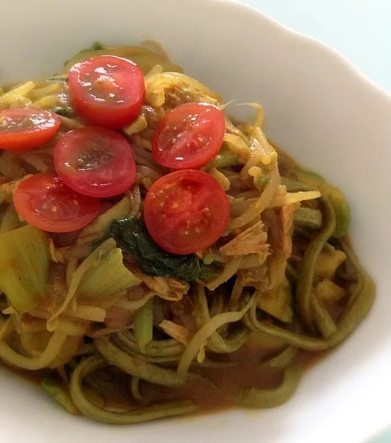 パクチー麺のカレー|リュカさん