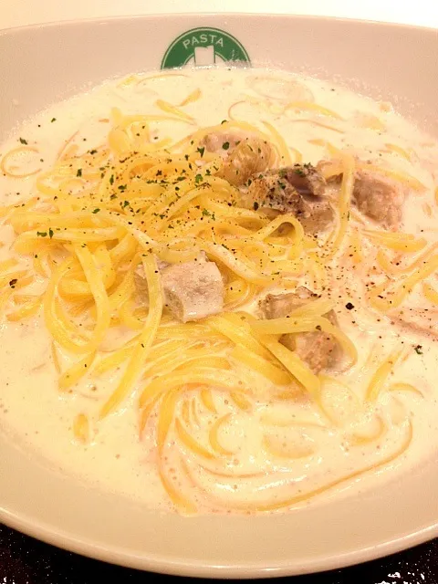 Snapdishの料理写真:鶏肉と白ネギの明太クリームパスタ|しおんさん