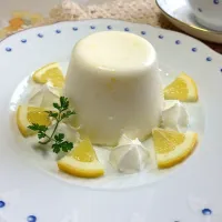 Snapdishの料理写真:レモンスノー🍋広島レモンで作った冷たいデザート🍋💛🍋