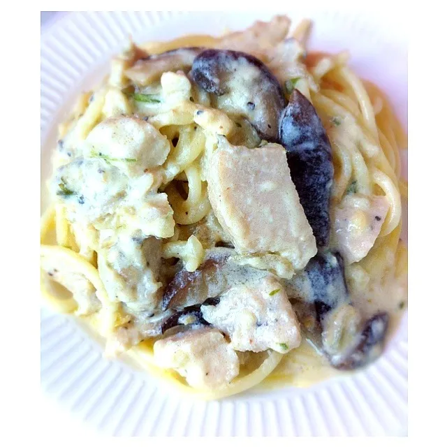 spaghetti chicken & mush sauce|MoONaaE'さん