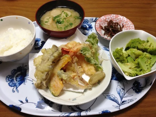 春の彩り天ぷら定食|ひろりんさん