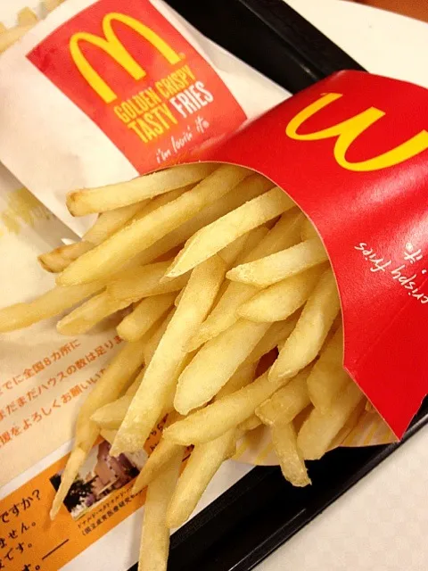 Snapdishの料理写真:マックのポテト|masatoyさん