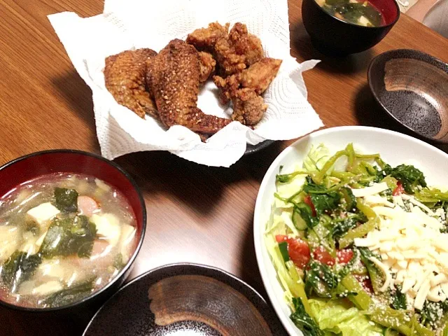 夜ご飯☆手羽先.唐揚げ.春雨スープ.グリーンサラダ！|あやのさん