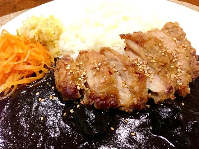 Snapdishの料理写真:チキン南蛮カレーっ😋💓|みほままこさん