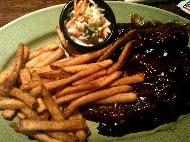 BBQ Riblets platter! W/ fries & coleslaw|Sinjin Tigerさん