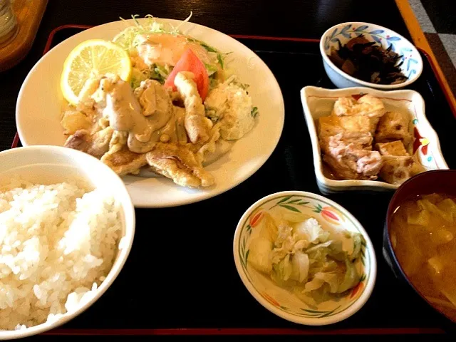 豚肉唐揚げマヨネーズ定食|Johnnyさん