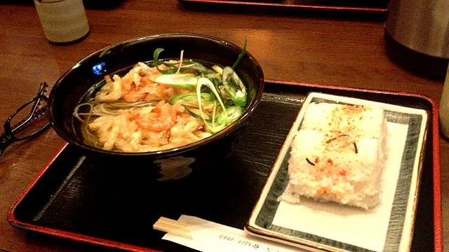 かき揚げソバANDオニギリ定食|ぱちねぇさん