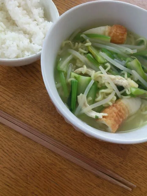 緑ラーメン|サトヨさん