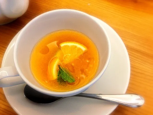 Orange grey tea☕☕🍊🍊|Nonononoさん