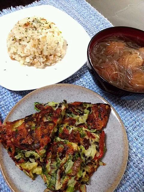 ねぎ塩チャーハン チンゲン菜のチヂミ 春雨と肉団子のスープ|野崎恵理さん