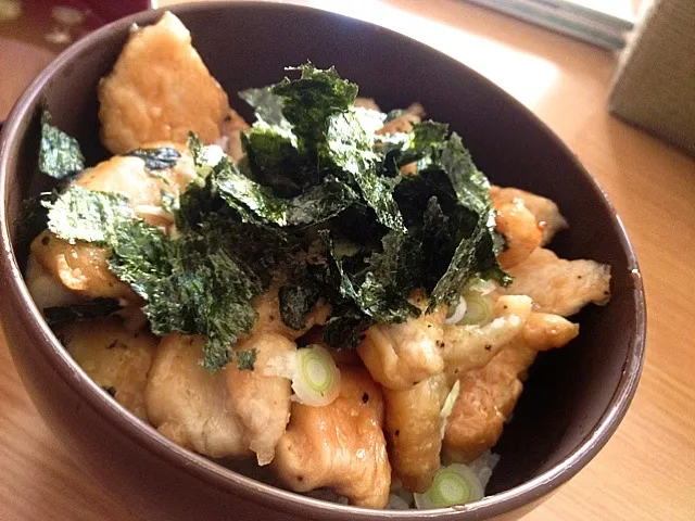 鶏胸肉の照り焼きマヨ丼🎶|きこさん