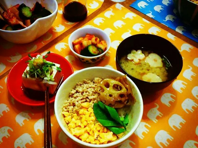 そぼろ丼&コロコロ野菜のキムチあえ|ゆきさん