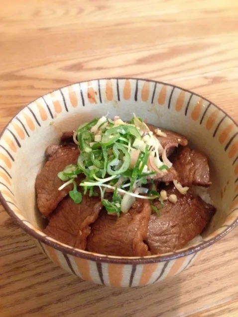 Snapdishの料理写真:和風ステーキ丼|haruka Mさん