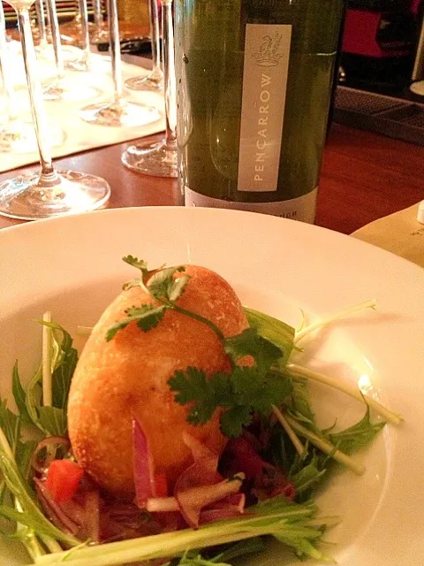 Beef and plum stuffed crispy potato with pencarrow Chardonnay from New Zealand|lauren shannonさん