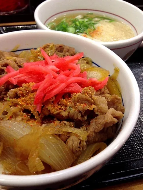 牛丼＆はいからうどん😋|KAZUTOさん