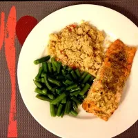 Honey mustard salmon with truffle tomato couscous and green beans|Elisaさん