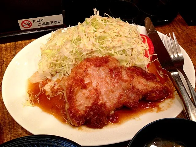 Snapdishの料理写真:ぶたじろう ロース生姜焼き|山田 万緒さん