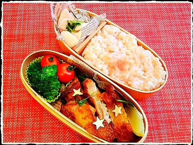 本日のお弁当、グリルチキン、ブロッコリーとミニトマトのサラダ、明太子ご飯、長芋の梅酢あえ|heemさん