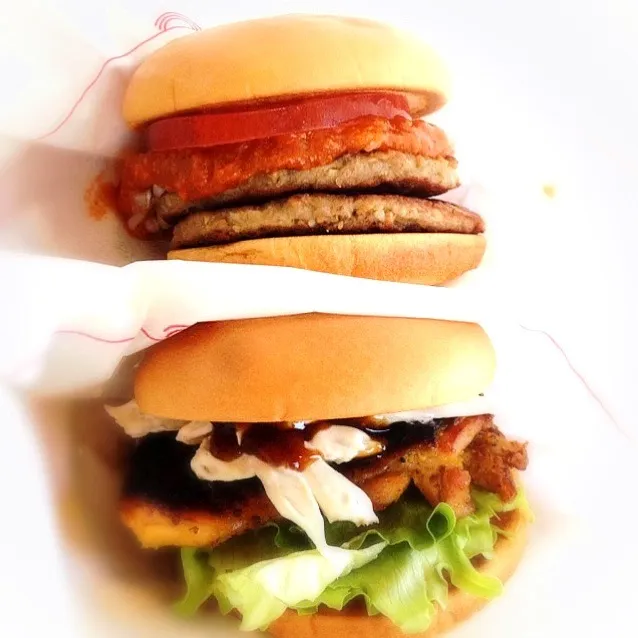 モスバーガーランチ！Wモスバーガーと期間限定マスタードチキンバーガー|shuさん