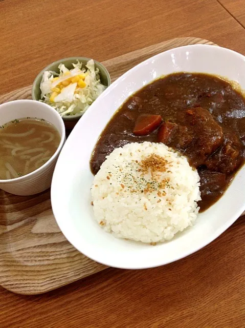 骨なしスペアリブカレー完成です(*^o^*)|阿部直樹さん