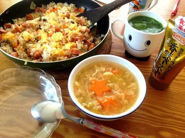 しいたけとレタスのチャーハンとピリ辛中華スープ|にゃんちゅうさん