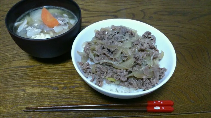 牛丼＆豚汁|えっちゃんさん